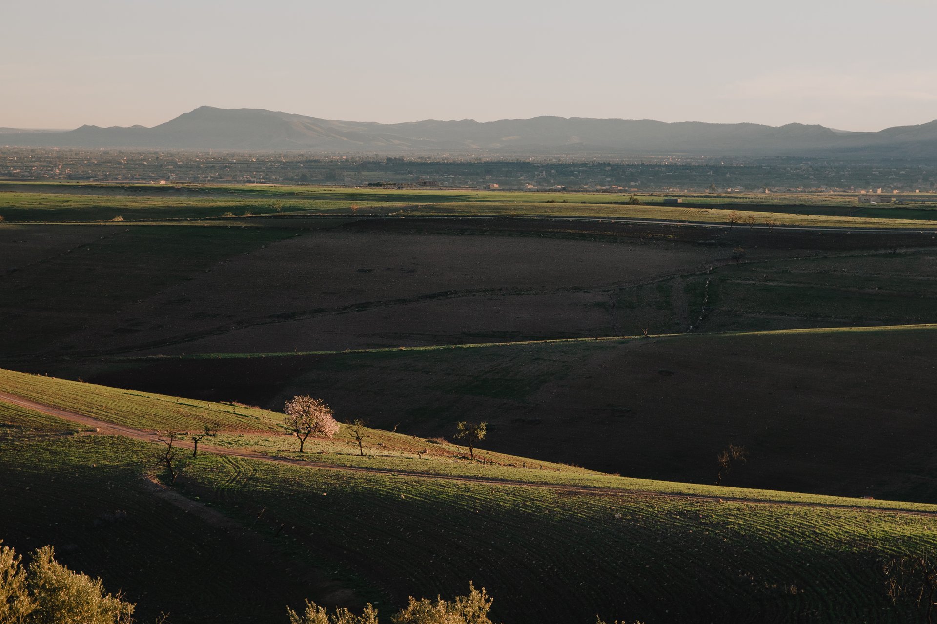 Panorama saisissant sur la vallée de l'Atlas